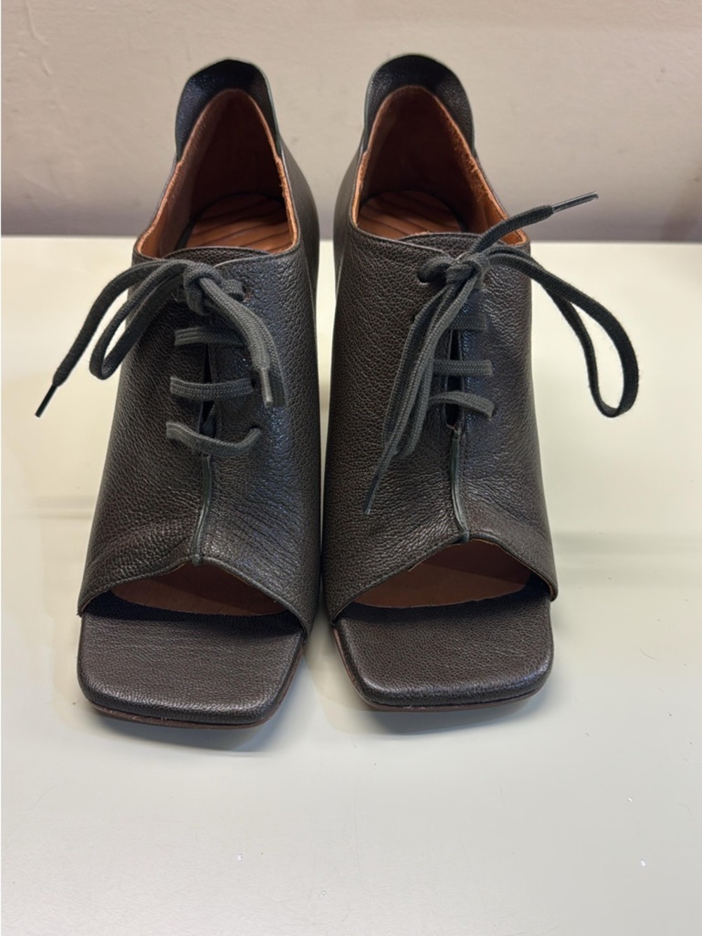 Chie Mihara dark grey Women’s Lace-Up Open-Toe Leather Heels brown glass heel